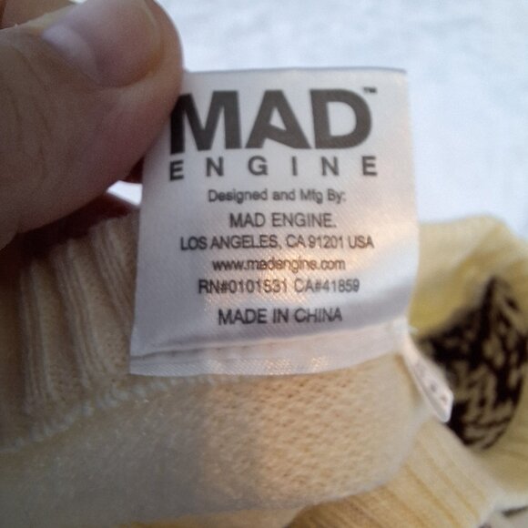 Maruchan Ramen Noodles Bowl Sweater Junior Size XL Mad Engine Novelty Foodie - Picture 8 of 9